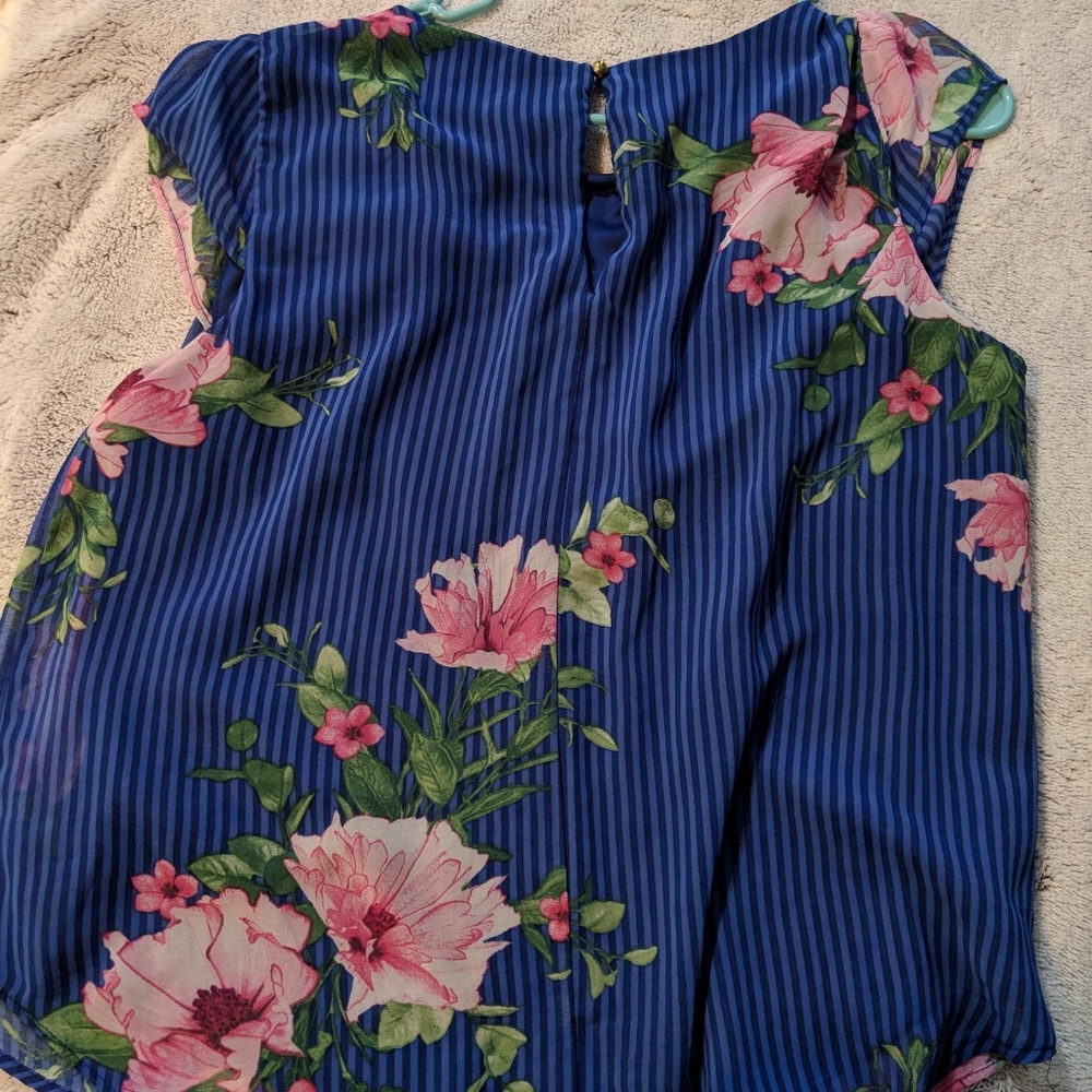 Ladies top